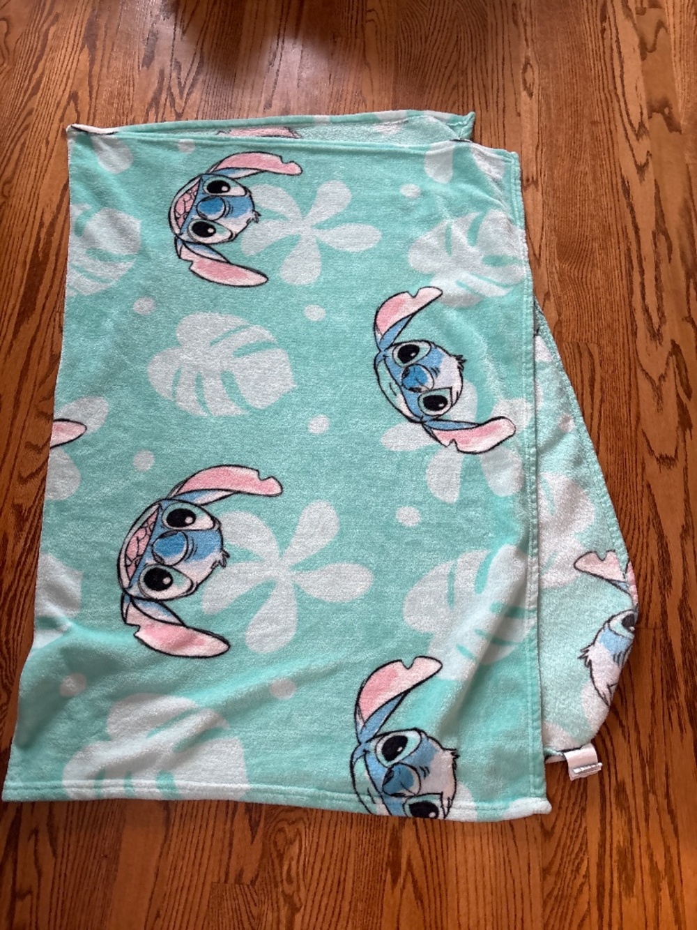 Stitch fleece blanket
